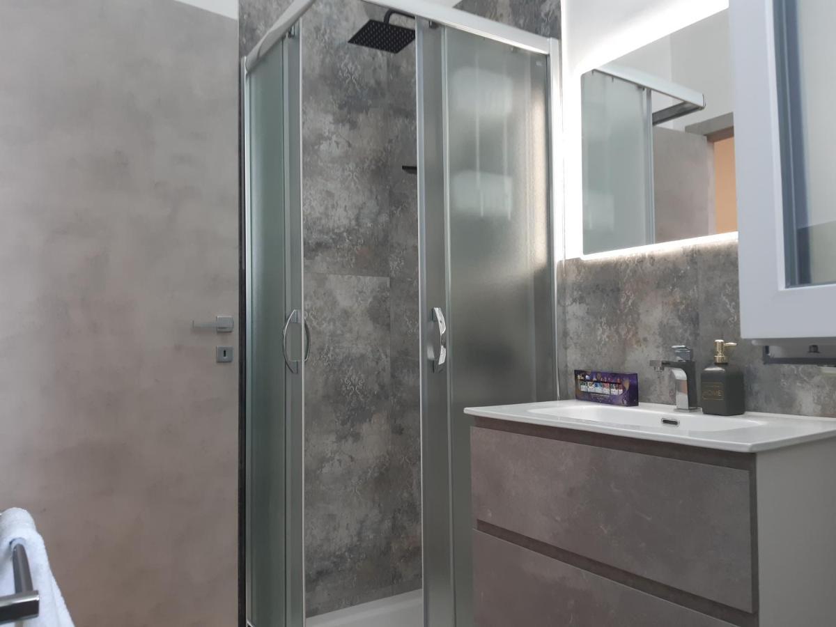 Piazza Mazzini Apartment Лечче Экстерьер фото