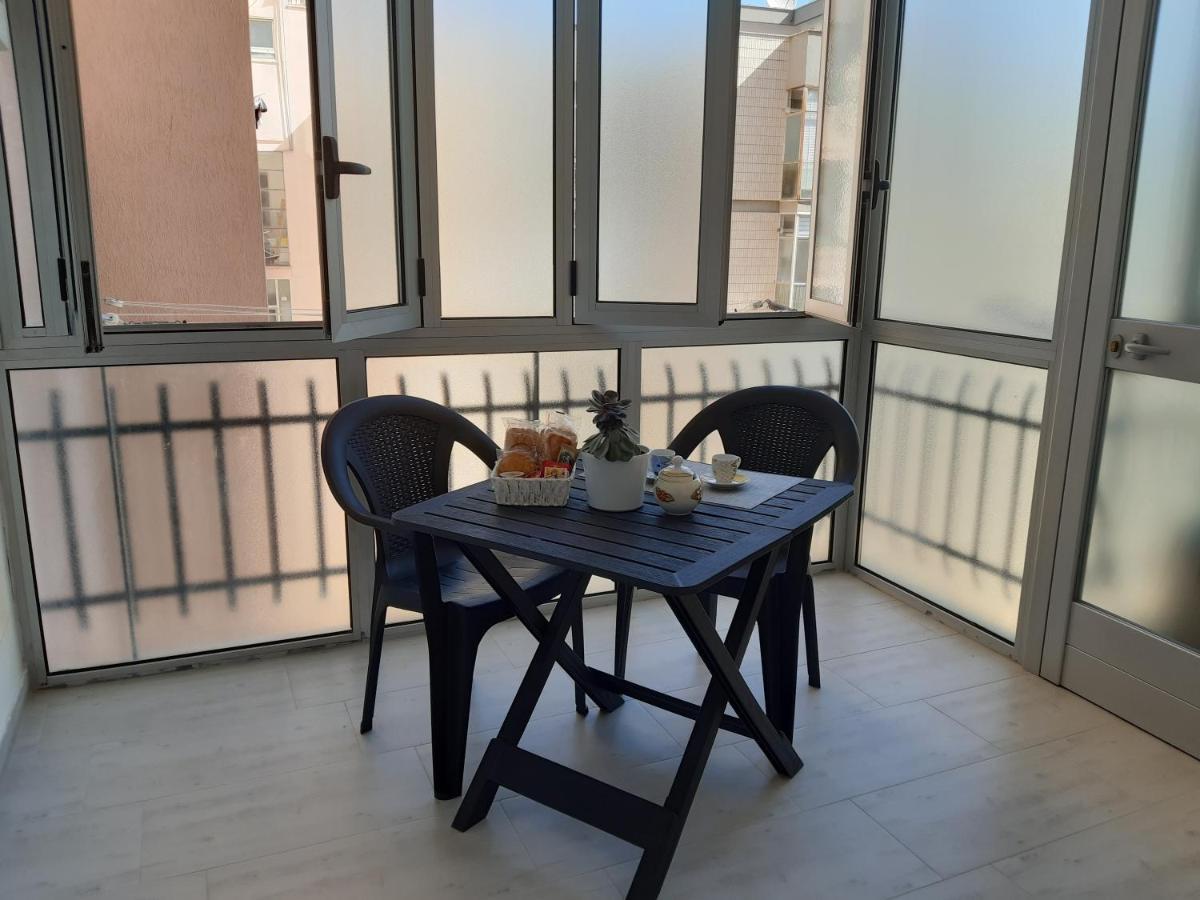 Piazza Mazzini Apartment Лечче Экстерьер фото